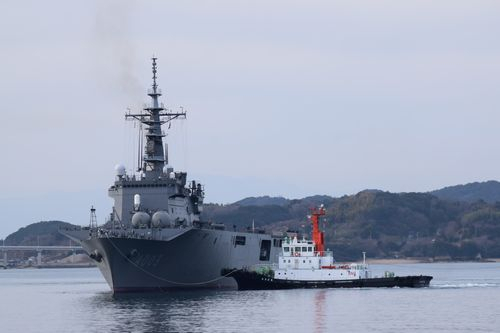 瀬戸内の島から : 海上自衛隊 くにさき(輸送艦)LST-4003 令和4年3月