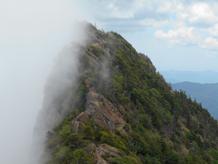 瀬戸内の島から : 令和6年6月 石鎚山登山